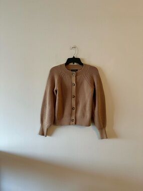 Banana Republic Minimalist Camel Tan Knit Cardigan Sweater M Balloon Sleeve